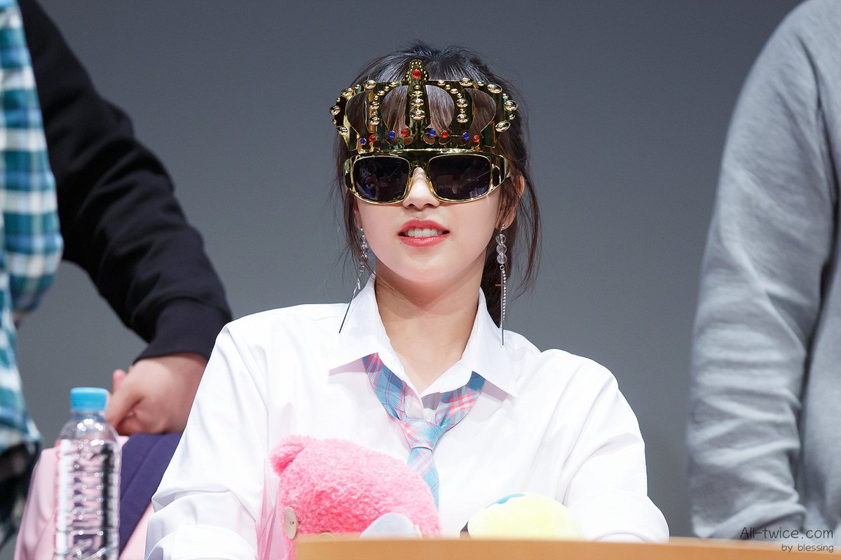 alltwicecom's tweet photo. 180428 [What is Love?] 상암 팬싸인회 https://t.co/70UdVnlFRr