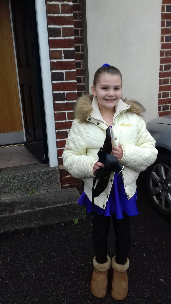 Emtudor1's tweet photo. Seren at CSDA #exam #tap #atleastshessmiling #nervous #excited https://t.co/bFOky8vnl9