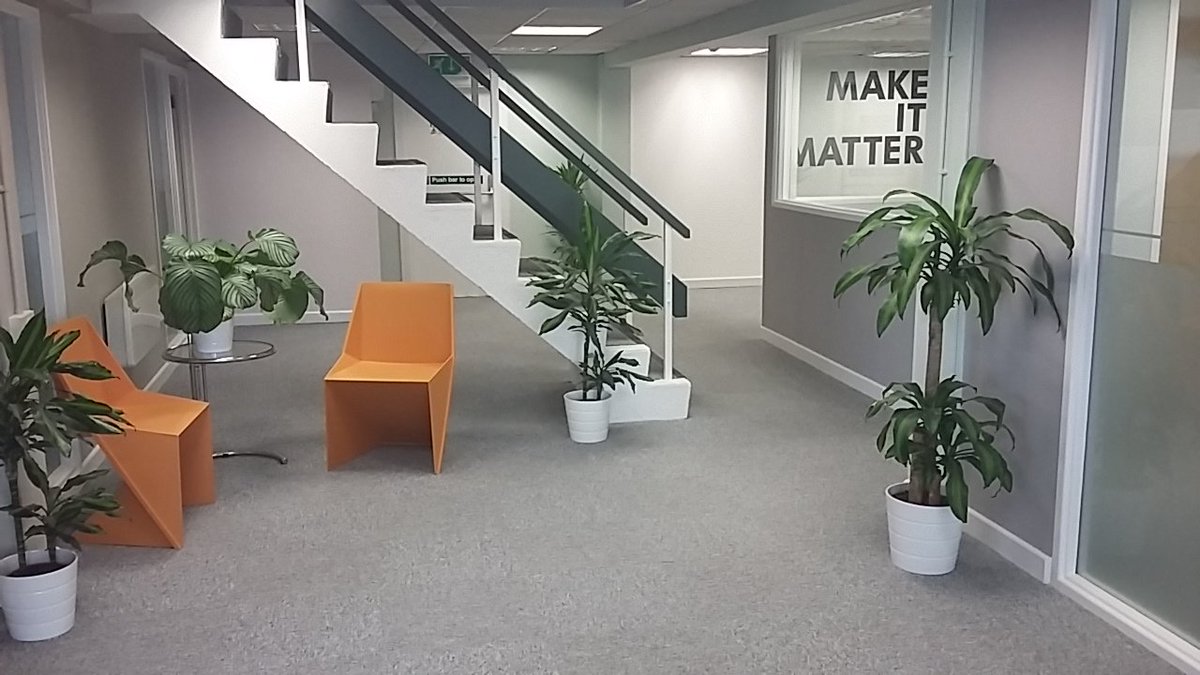 LGSELFSTORAGE's tweet photo. We've great #office #space available @ LGSS #Elmstead Market. £85 p/w. Suitable for up to 4 people. Lighting, heating and wifi incl. Don't travel into traffic chaos - enjoy the commute to #Elmstead instead! Call to find out more. #NowEssex #87RT @UKBusinessRT #offices #colchester https://t.co/HP5WMmrheH