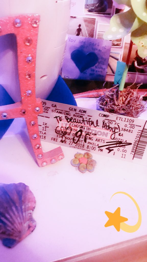 sinygirl16's tweet photo. Thank you @echosmith had so much fun TY @jefferydavid @LindaRockerMom @grahamsierota @NoahSierota @sydneysierota #amazingFam awesome show #philly love you guys #rememberAbbieZ  the ticket you wrote for Abbie in her room like I said 💫✨ty for the 🌼&amp; Graham for the drumstick 💜 https://t.co/J9E9IcWxbu