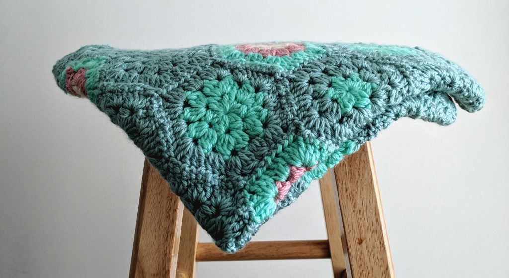 milkyoctopus's tweet photo. The Pond Blanket – Free Crochet Pattern https://t.co/lGYIG4SsBO https://t.co/U7x2EJulQN