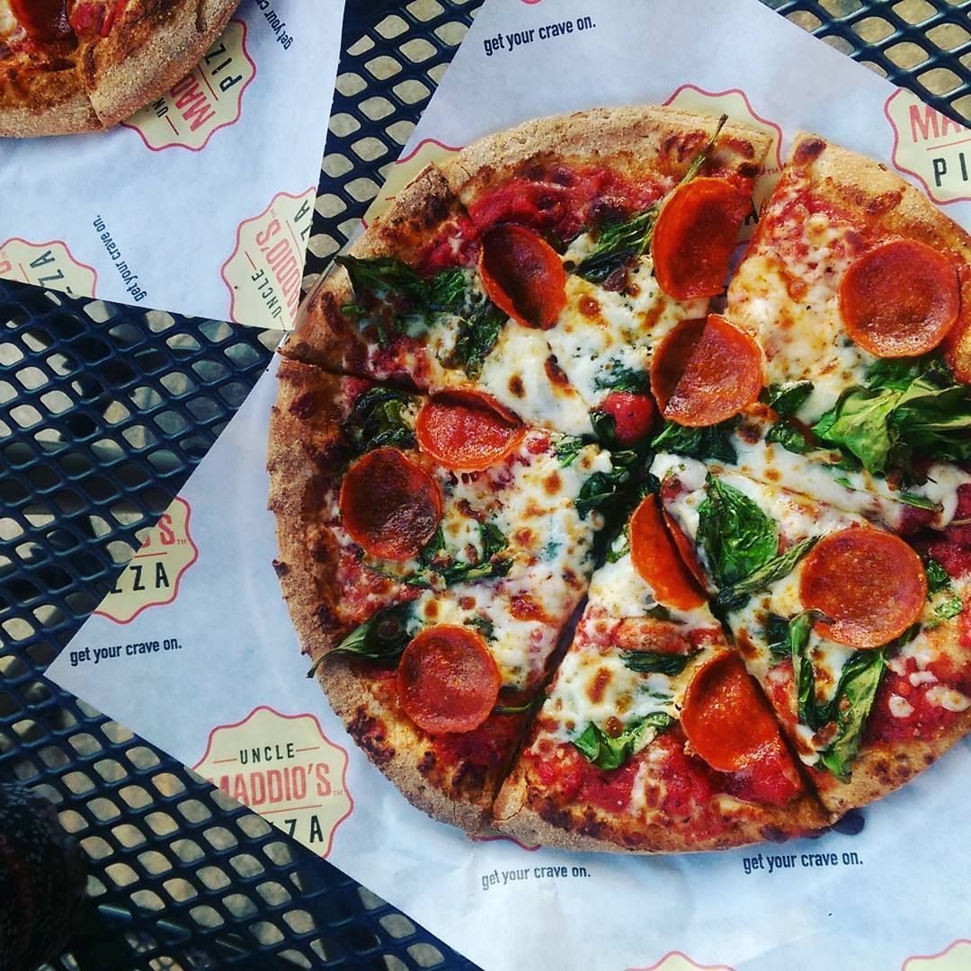 MaddiosRogers's tweet photo. The patio's open and  the weather is FINALLY staying warm. 
Come grab a pizza and enjoy springtime in Rogers this weekend. https://t.co/sgbrcNvfnG