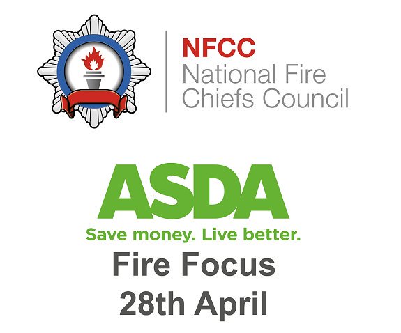 NYFRS_Rip's tweet photo. Great interest @asda #Harrogate with @NorthYorksFire Blue Watch - home safety advice & sitting in the engine. 👍🚒✔
Supporting @NFCC_FireChiefs #AsdaFireSafetyDay
Do you have working smoke detectors?
#CommunityEngagement
#FireFocus https://t.co/N7IYo3tA49