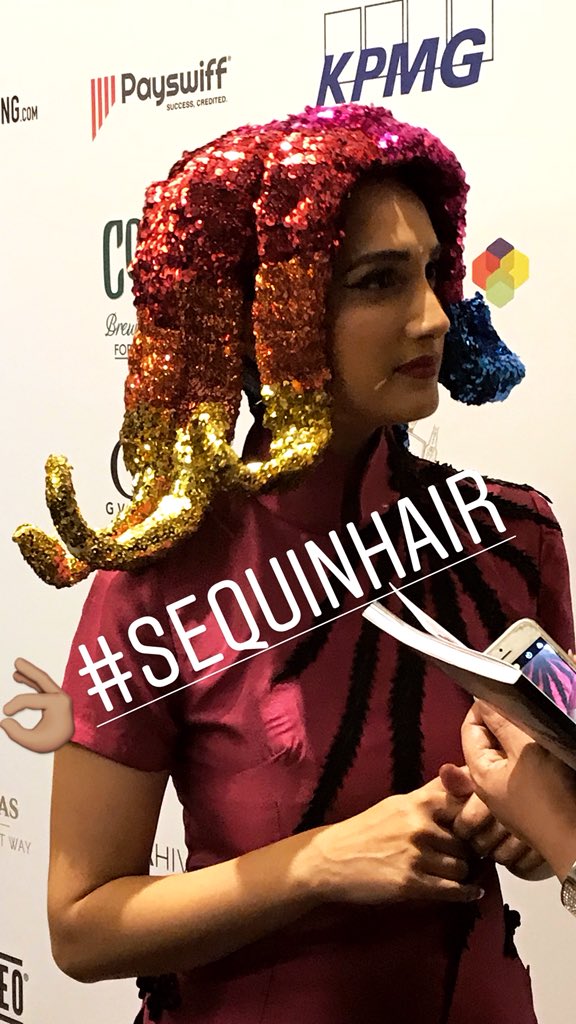 momtazbh's tweet photo. Still in total awe of @SukkiSingapora’s #sequinhair at last night’s @theasianswards 🌈🐙  #craftmeetshair #handmadehair 😍 https://t.co/nXTQ3SwyMb