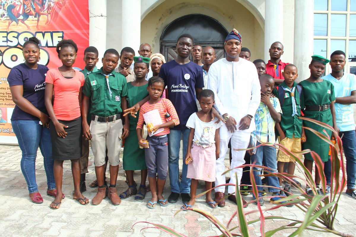 NextBFoundation's tweet photo. Picture of participants and facilitator - @RolandEmorwodia at NextBridge Foundation Soft Skills Training on Saturday 21st, October 2017 at LOCFA Center, Awoyaya, Lagos State.

#Youth #Young #Empowerment #Softskills #Entrepreneurship #NGO #SDGs #UN https://t.co/jMHnAKt355