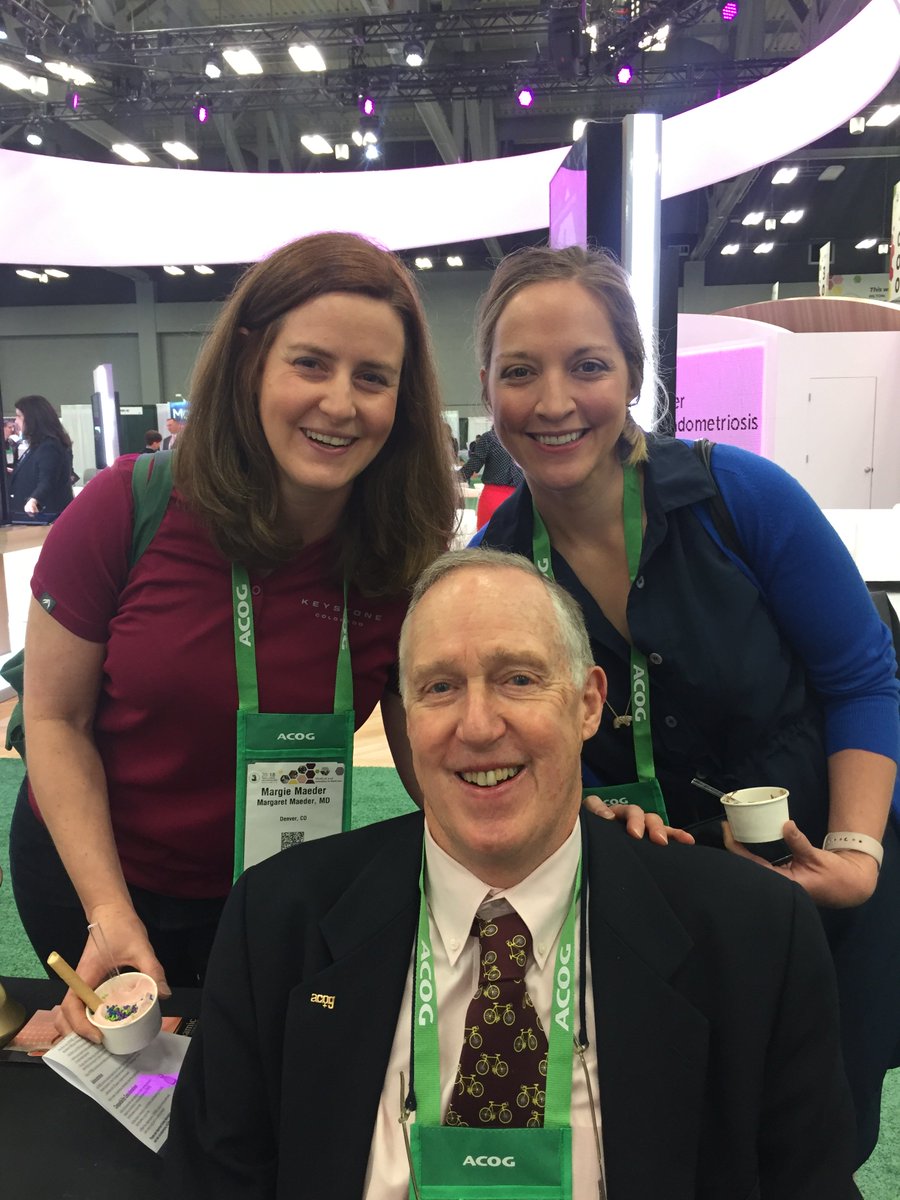 ACOG_District8's tweet photo. Generations of ACOG Colorado at the @ACOG_AM #ACOG18 #ACOGD8 https://t.co/HwTvryASxm
