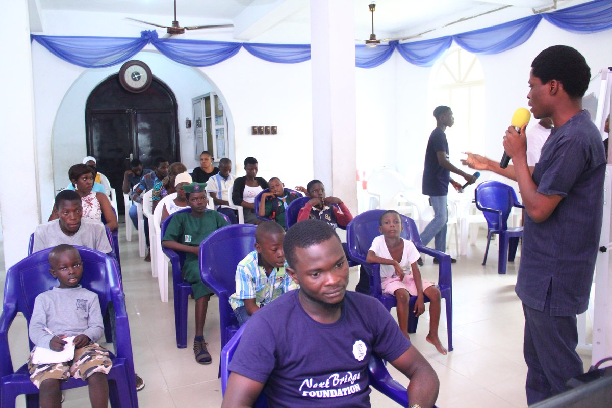 NextBFoundation's tweet photo. One of the facilitators - Pastor Paul Olajide teaching participants at NextBridge Foundation Soft Skills Training on Saturday 21st October, 2017 at LOCFA Center, Awoyaya, Lagos State.

#Youth #Young #Empowerment #Softskills #Entrepreneurship #NGO #SDGs #UN https://t.co/PfeLuW6VWq