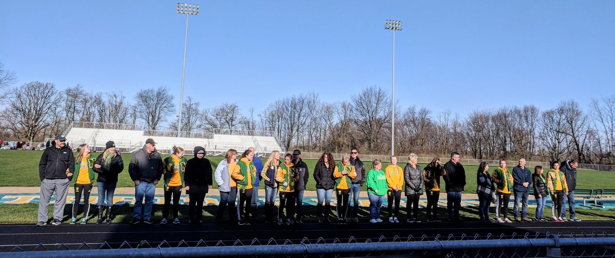 nridgeathletics's tweet photo. We had Senior Day this morning at our girls track and field meet! Congratulations to our seniors!! https://t.co/XR8CmdJ8Tj