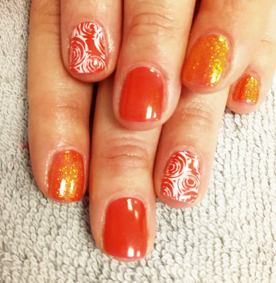 Laura227709's tweet photo. Where did the sunshine go.....?
☀️☀️☀️☀️
#stafford #wdyt #nails #beauty #shellac #CND #ellis https://t.co/bz7ymG1n79