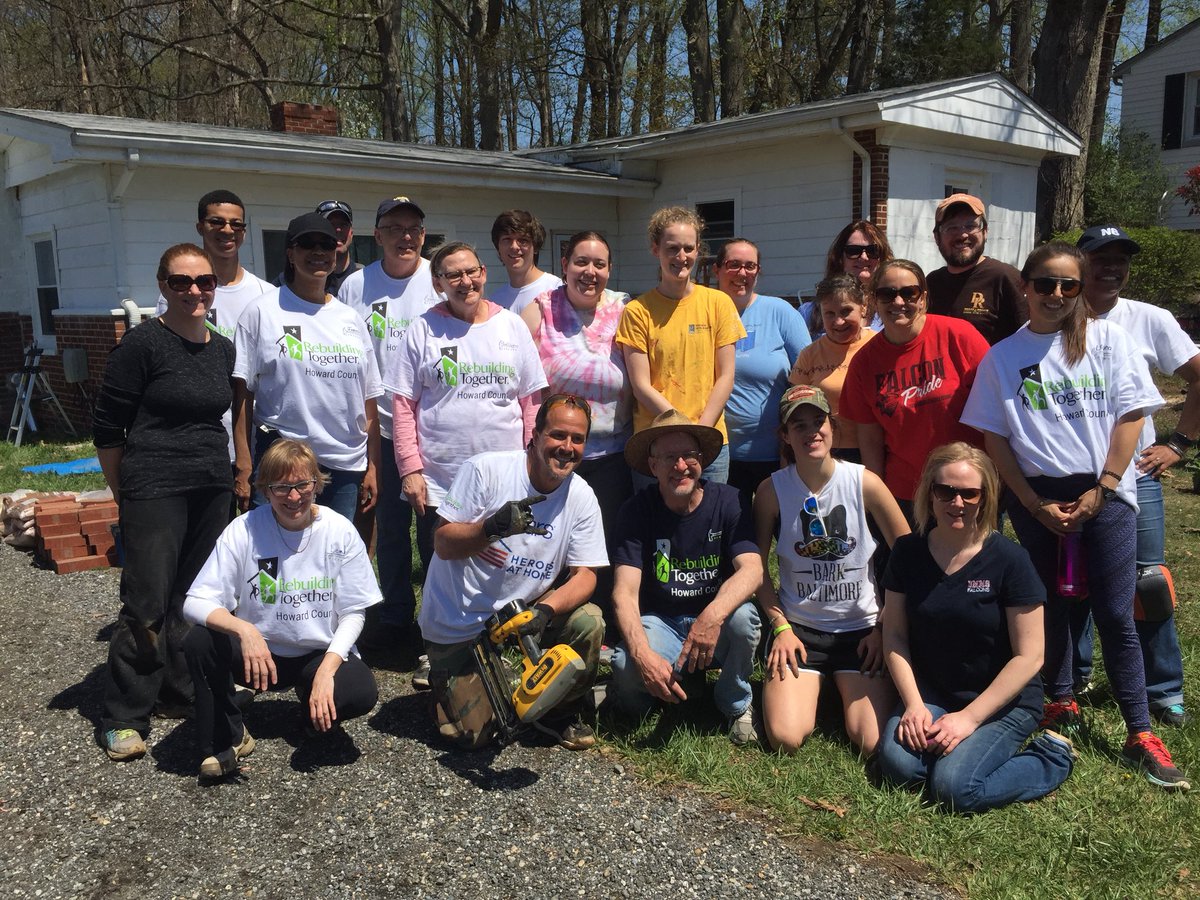 hcpss_omms's tweet photo. The amazing staff at OMMS is spending the day doing @rebuildhoco in Columbia.    Our students raised the money to fund the project with an art auction with @GiantFood.    Best staff and community ever! @mjmsuper @HCPSS https://t.co/0DooCEQcE0