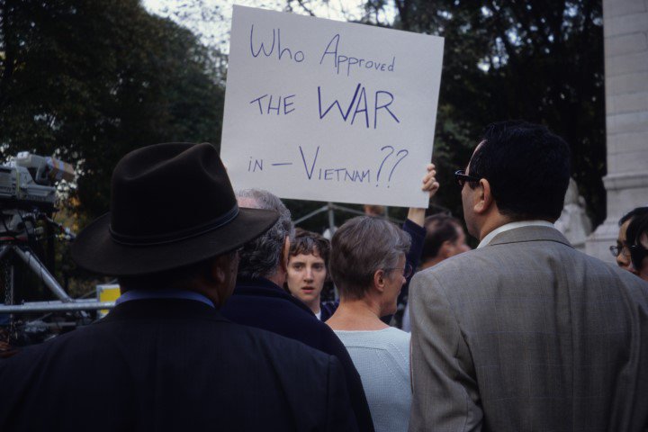 CamdenArtCentre's tweet photo. Last remaining tickets available for a night of performances on Weds 2 May 7-8.30pm as part of Any frame is a thrown voice revisiting Ian White's performance work and film programming: https://t.co/5od0mS64Dp #ianwhite #anyframe https://t.co/mv74LGNg7T