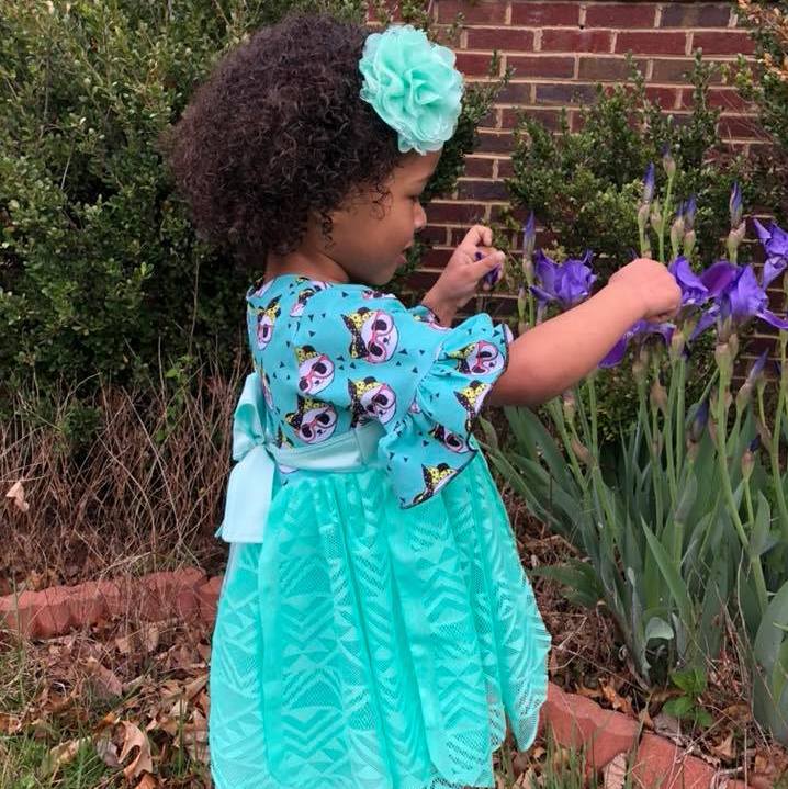 Ellieandmac's tweet image. Pretty as a petal in her Riley Petal Dress! Pattern from Ellieandmac.com! #ellieandmac #elliandmacpatterns #sew #eamRileyPetalDress #sewing #pdfpatterns #stylishsewing