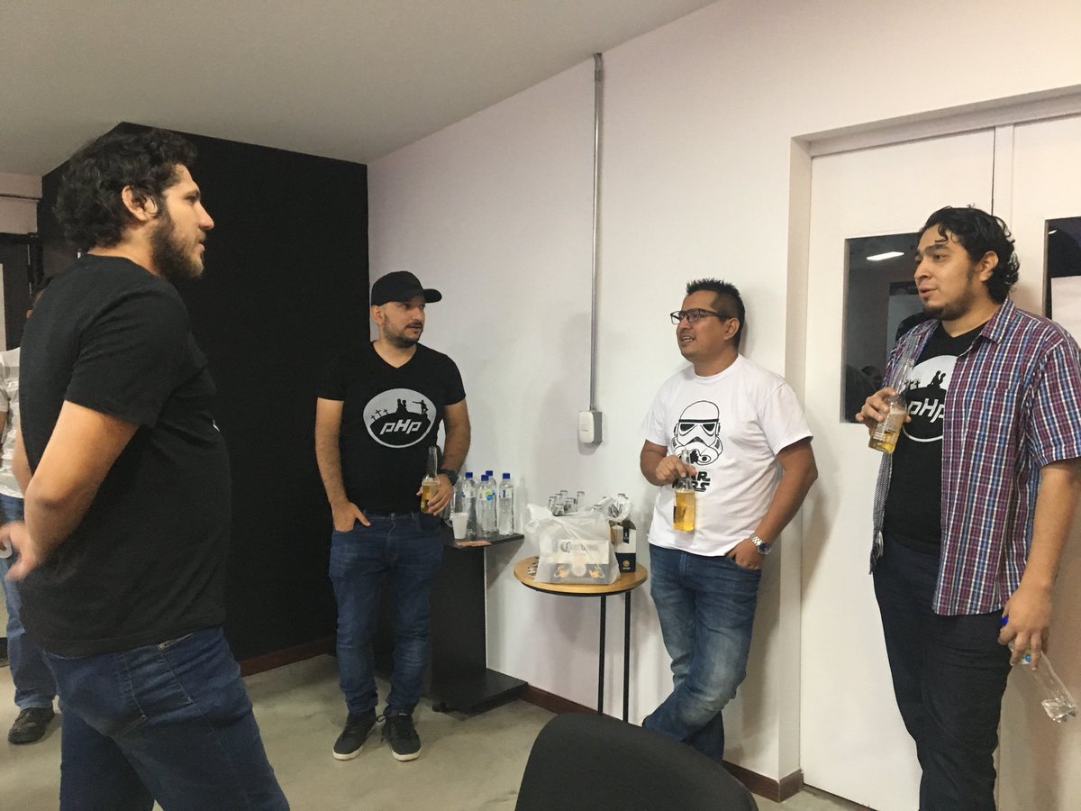 phpcali's tweet image. Thanks to @scalablepath for supporting #phpCali Meetup !scalablepath.com