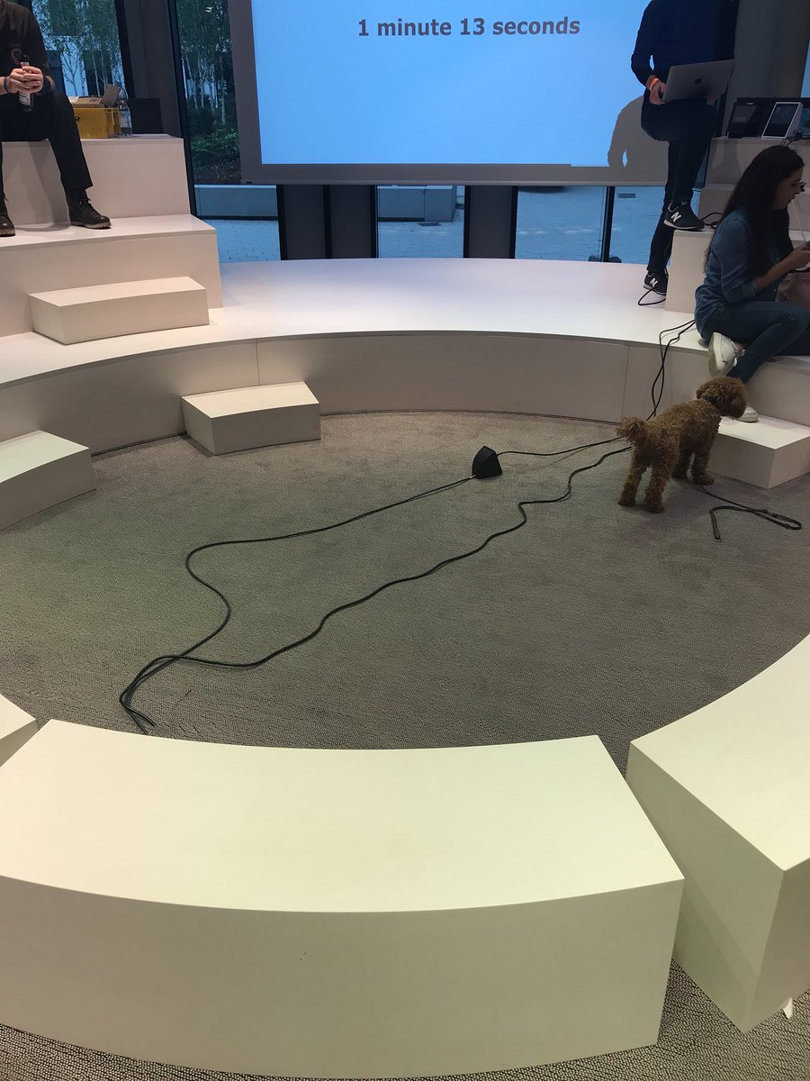 Final Countdown bei #hackx! Das <a href="/INFOMOTION/">INFOMOTION</a> Team zeigt die personalisierte Nachrichtenübersicht mit #Alexa.