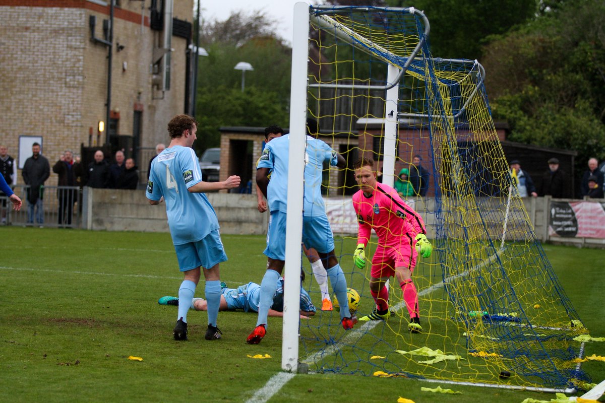 .<a href="/MoBettz/">Mohamed Bettamer</a> pleads with the referee as he thinks his header has gone over the line