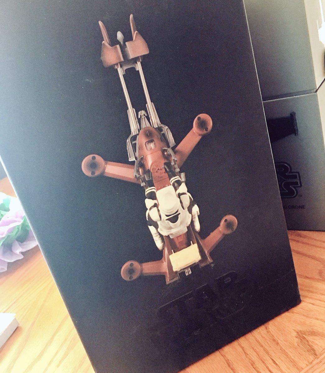 Aisling_HkyMom's tweet photo. J got the x-wing, C got the speeder bike and K got the advanced X1  #starwars #starwarsdrones https://t.co/Q3TGZzwXhC