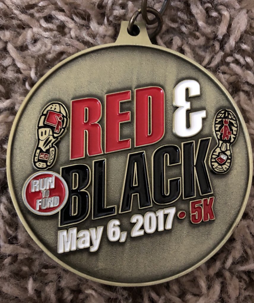 HThoudek's tweet photo. One more week...will a medal like this one be yours? Sign up now for the CISD run to fund, May 5th! Proceeds help the PE department! #dedication #commitment #forkids https://t.co/YZKySSMNOi