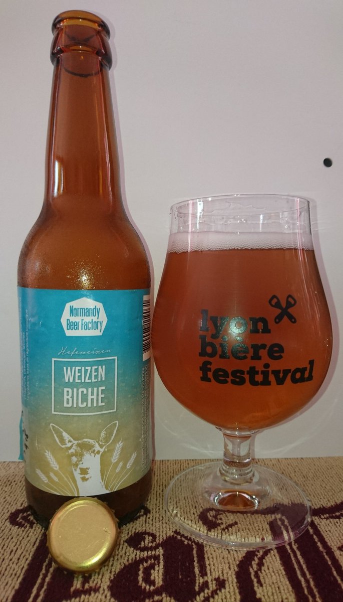 #Beer #Tasting Weizen Biche de Normandy Beer Factory (ABV 5.3%)
Nez: Malté, banane, épicé
Bouche: Maltée, banane, orange, épicée