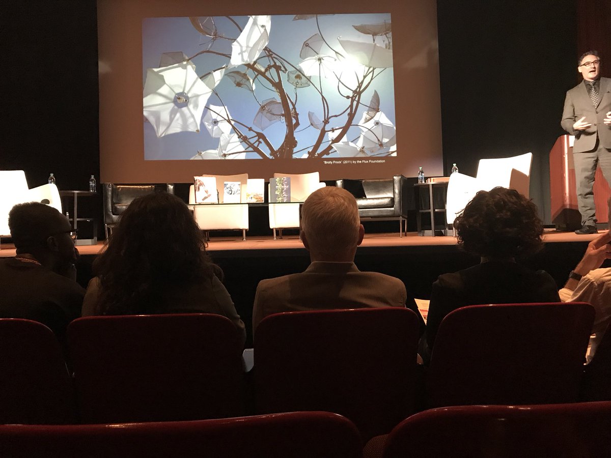 casieonline's tweet photo. We’re underway! @EdwardPClapp talking about one of his favorite words: #creativity. Panelists @fptheshit, @jesbooth, @ryangravel, @VirginiaShearer, @MillerUnionChef listen in and get ready to join the conversation. #participatorycreativity #neilasks https://t.co/JmrV38kzai