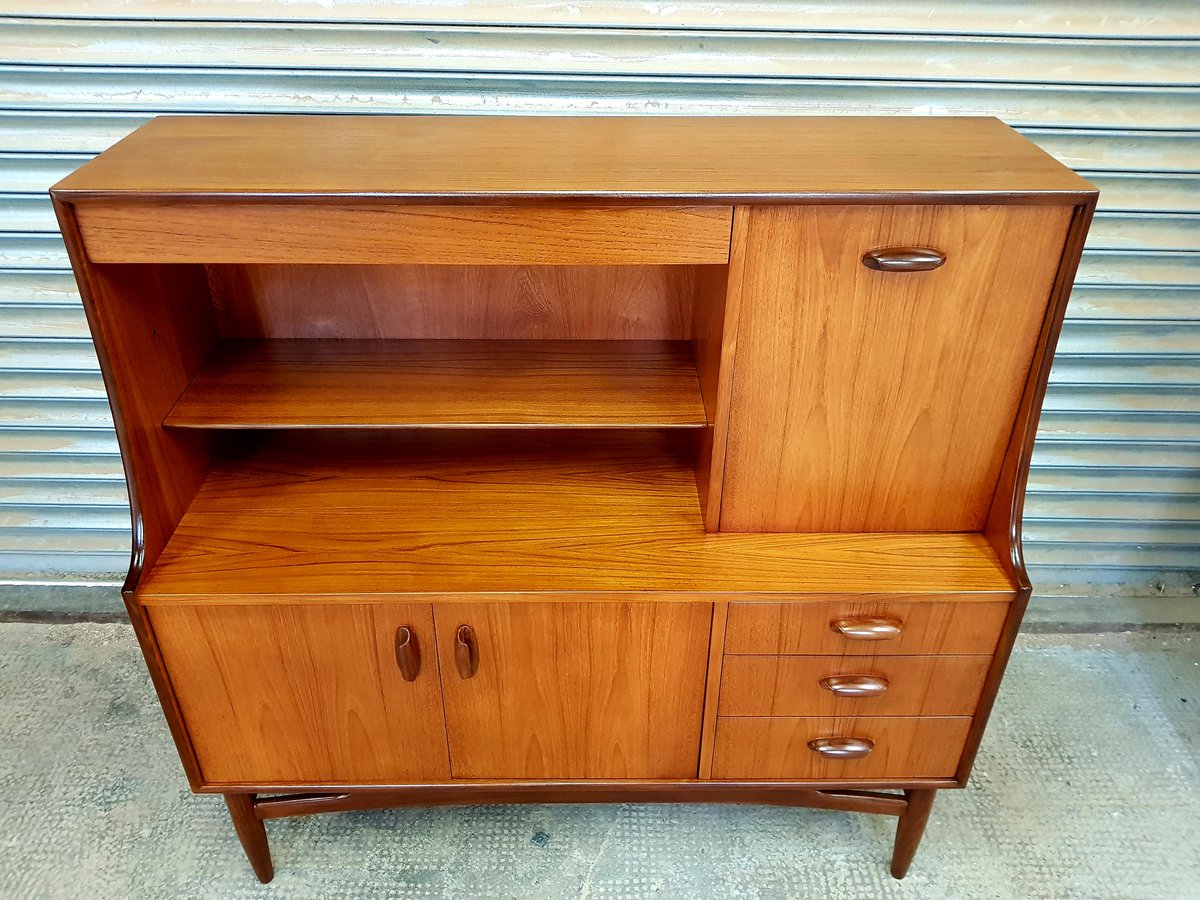Docfurniture's tweet photo. Teak G plan sideboard restored.
It's been finished with a clear satin finish
#gplan #gplanfurniture #teak #teakfurniture #teaksideboard #furniture #sideboard #refurbished #retrofurniture  #retro #restored #repolished #oldtonew #likenew #frenchpolish #sheffield #thefurnituredoctor https://t.co/Iwbbb03NR1