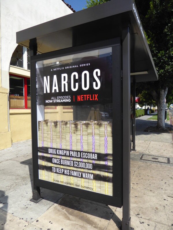 Ja tenim la publi a les parades de bus 🚎 L11 i L3 de #SantEsteveDeLesRoures