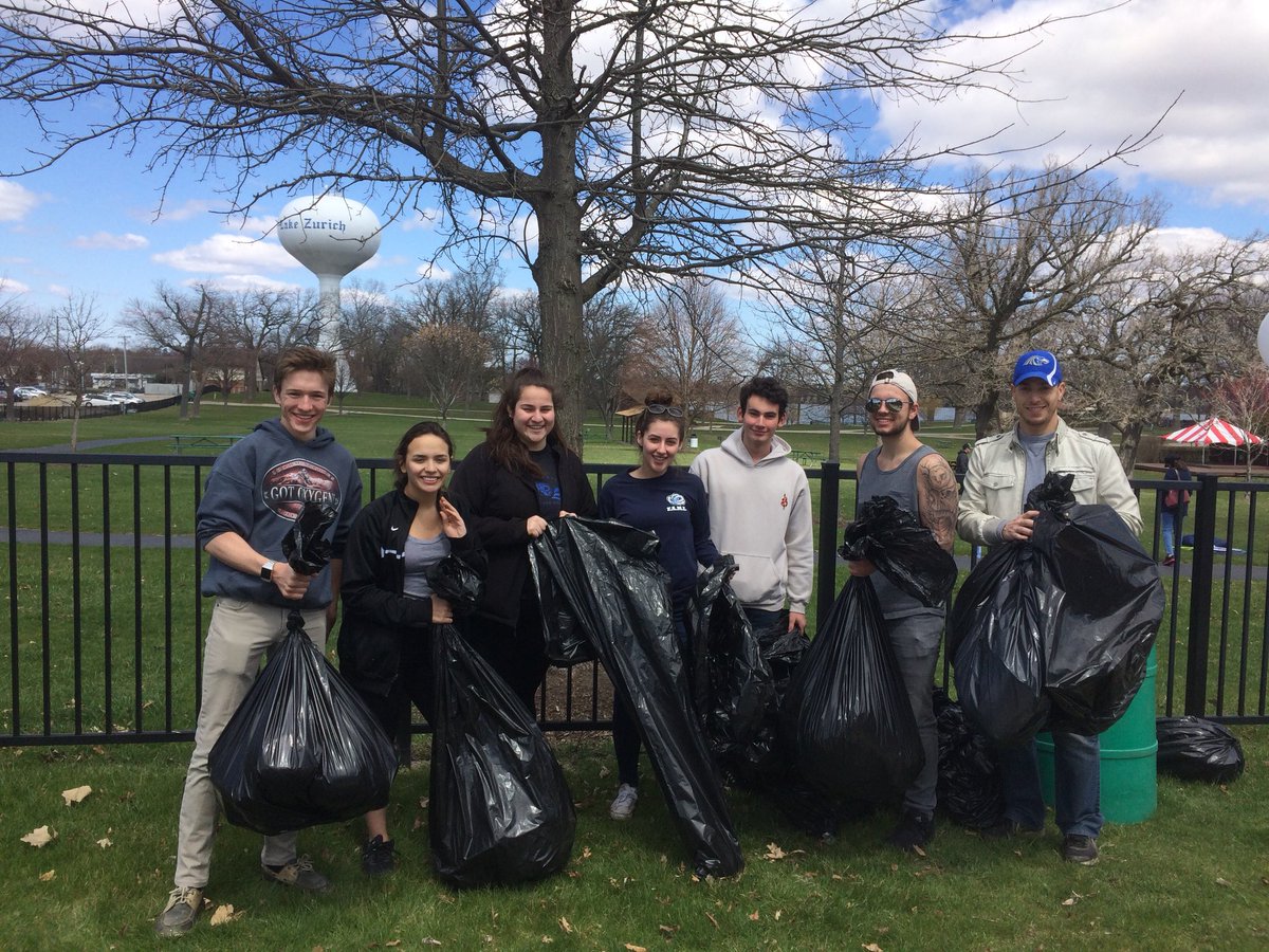 LZHS_REACT's tweet photo. Happy Arbor Day🌳! Thanks Ela Township for a great celebration! https://t.co/5POqNV1Im8