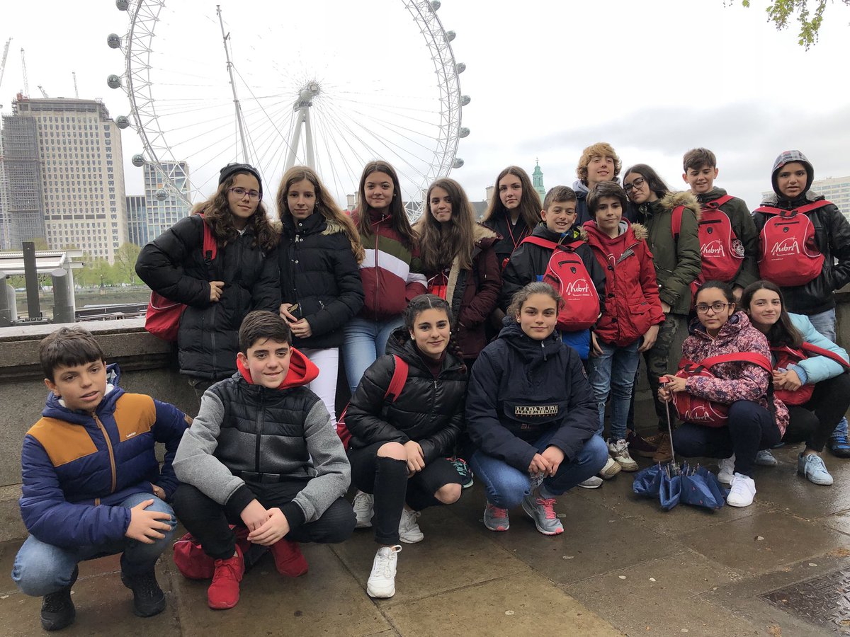 VReinaGijon's tweet photo. Day trip to London!! Mucha caminata para intentar ver la mayor cantidad posible de puntos de interés en el tiempo disponible. Gran experiencia en Londres!!! #London #Londres #VR #VRontour #ponteencamino https://t.co/6DhSVhqwJq