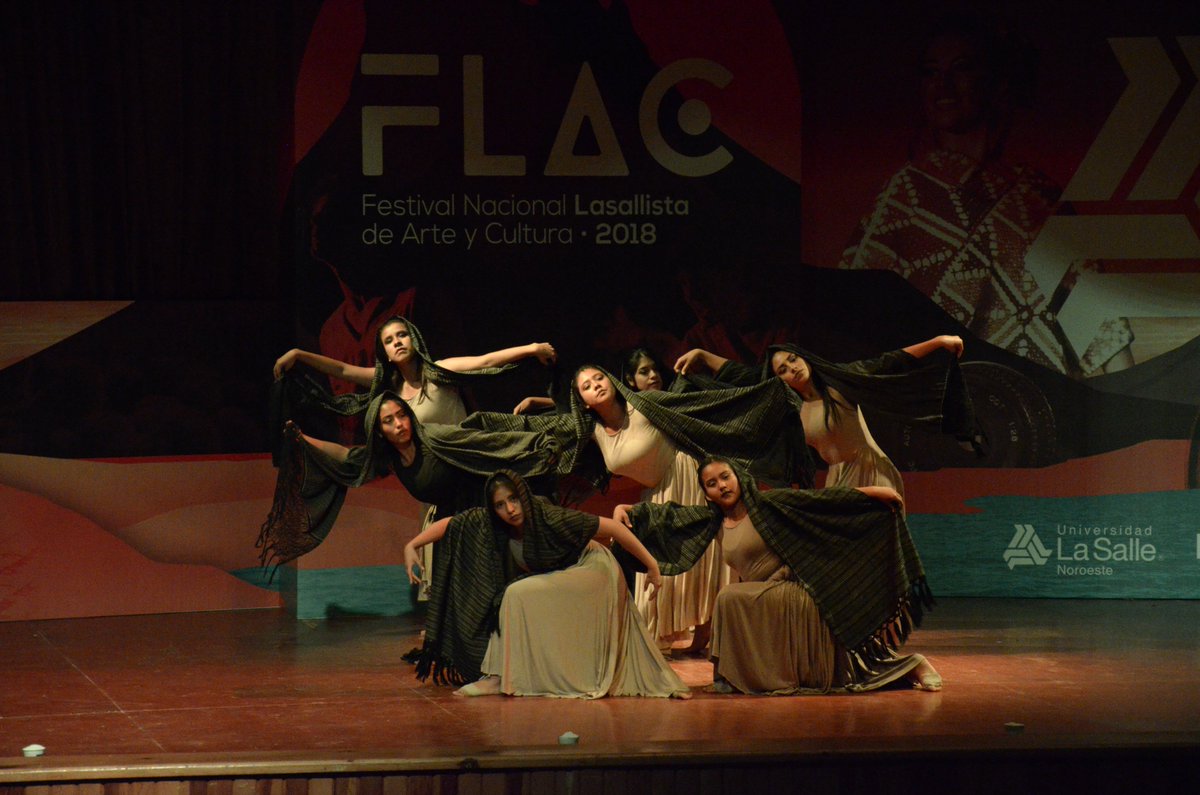 CulturaSalleBJX's tweet photo. Estos fueron los mejores momentos del #Día1 en el Festival Nacional Lasallista de Arte y Cultura #FLAC2018 #SomosLaSalle #FelinosDeLaSalle https://t.co/RpsP4cDSNS https://t.co/n7wvcVzNqb