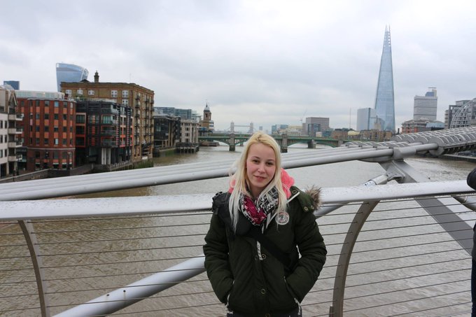 Der Tag in #London war HAMMER! Shoppingday DELUX :D gleich gehts zur&uuml;ck nach #Germany <3 https://t.c<a href="/tag/london"class="tags">#London</a><a href="/tag/germany"class="tags"><span>#germany</span></a>