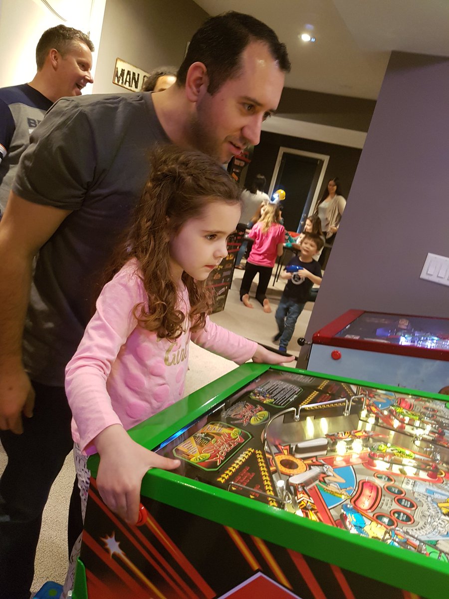 TOpinhead's tweet photo. We've got friends and family flipping away at @PathofPlay Day on some great #Pinball games
#PlayingForAutism #GamersUnite https://t.co/2xmGb87BiS