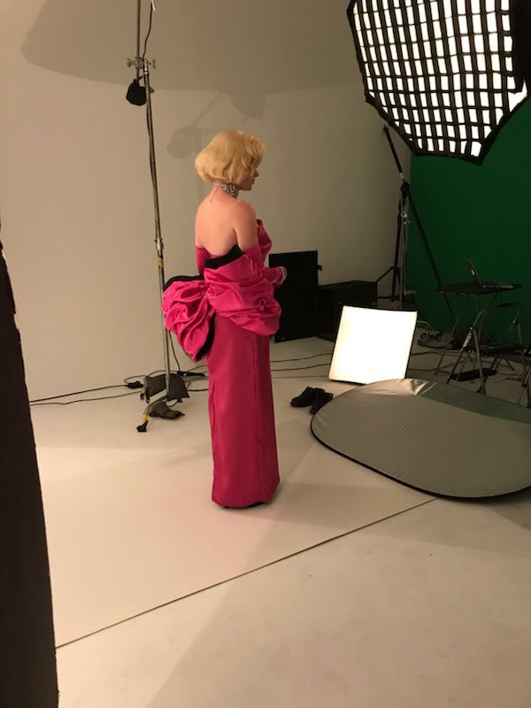 MarilynMusical's tweet photo. We're #BTS for a photo shoot with @rubylewla - who's in costume as #MarilynMonroe. https://t.co/VIN8TOqmpq