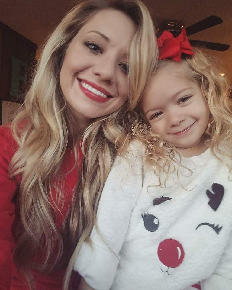 Jenn Riddle (@RiddleMama) | Twitter