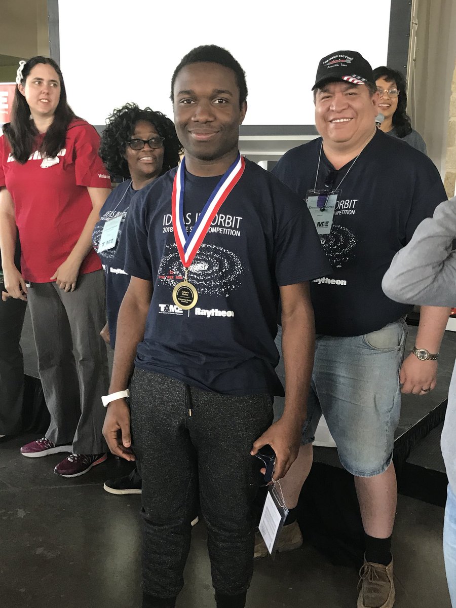 ROBODAVISWFISD's tweet photo. As one of the smaller groups we held our own at the @TAMESTEM state competition #IamWFISD #wfisdengineering @hhs https://t.co/sd4Z9h1iq6