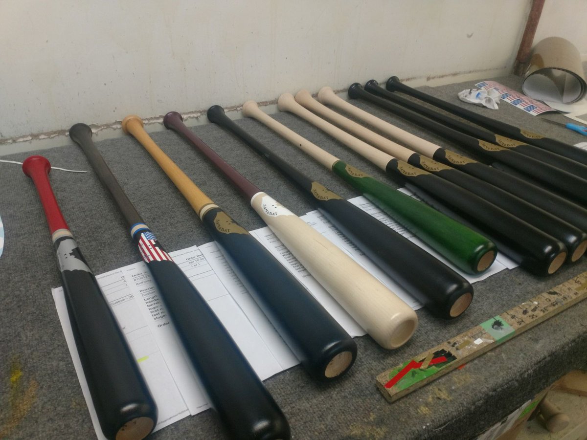SamBatCorp's tweet image. All lined up for the laser! #CustomBat #SamBat