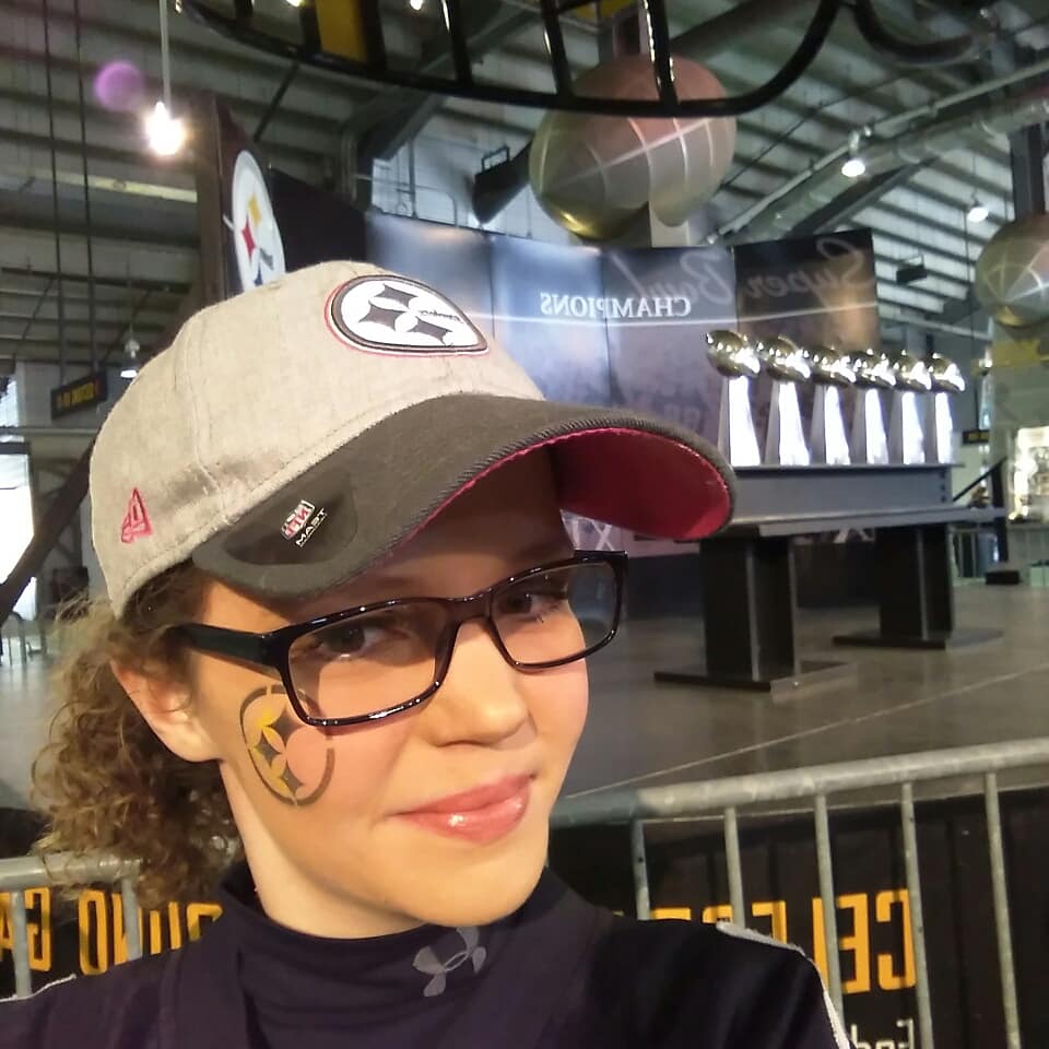 Haleyscomet123's tweet photo. What a once in lifetime experience @steelers #FanBlitz #Steelers #herewegosteelers 🏈 https://t.co/vA6buzFdlF