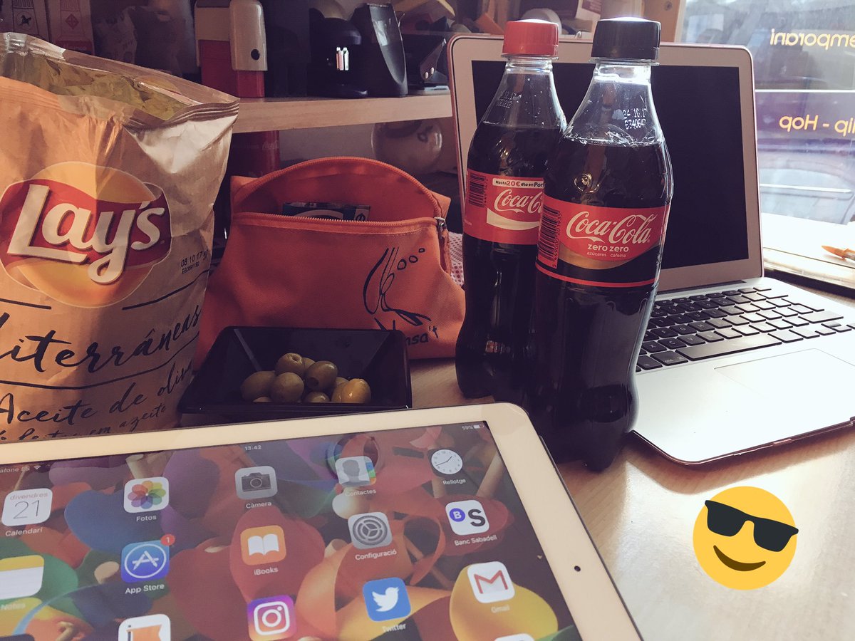 Coaliment 
    compra saludable
Time for a break with #LaysMediterráneas and #CokeJourney in #Reus!👍🏻