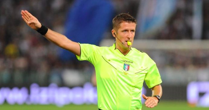 napolista's tweet image. La Gazzetta: «Orsato ha violato il protocollo Var per l’espulsione di Vecino». 
ilnapolista.it/2018/04/la-gaz…