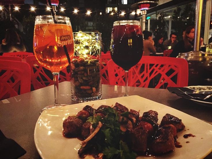 ¡Sábado lindo y querido! 😃 vamos a celebrarte como es debido! 🤣