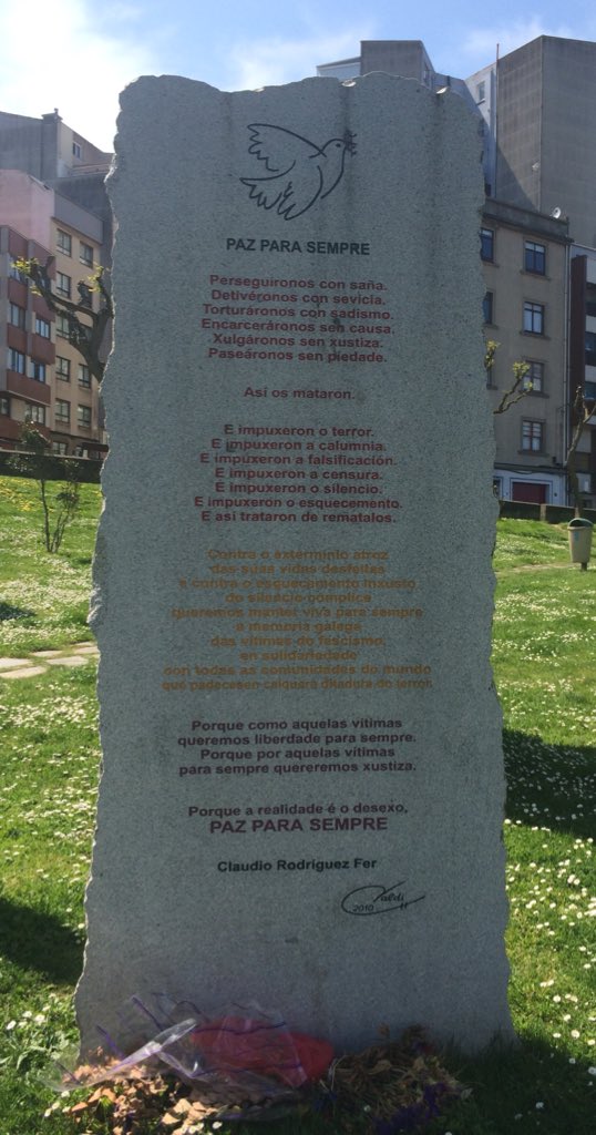 alvorota's tweet photo. A primavera da dignidade #poesía #JoséReyRioboo @CorunaMemoria #Memoria @argondezaoito @afroditagc @Helena_G_C @Susanagcrespo https://t.co/P4ZmNUs50z