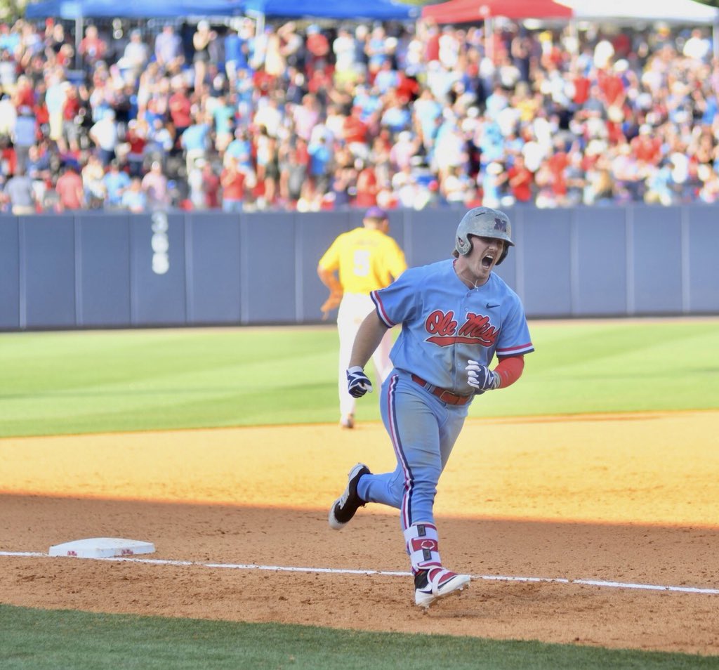 Retweet if you ❤️ <a href="/OleMissBSB/">Ole Miss Baseball</a> !