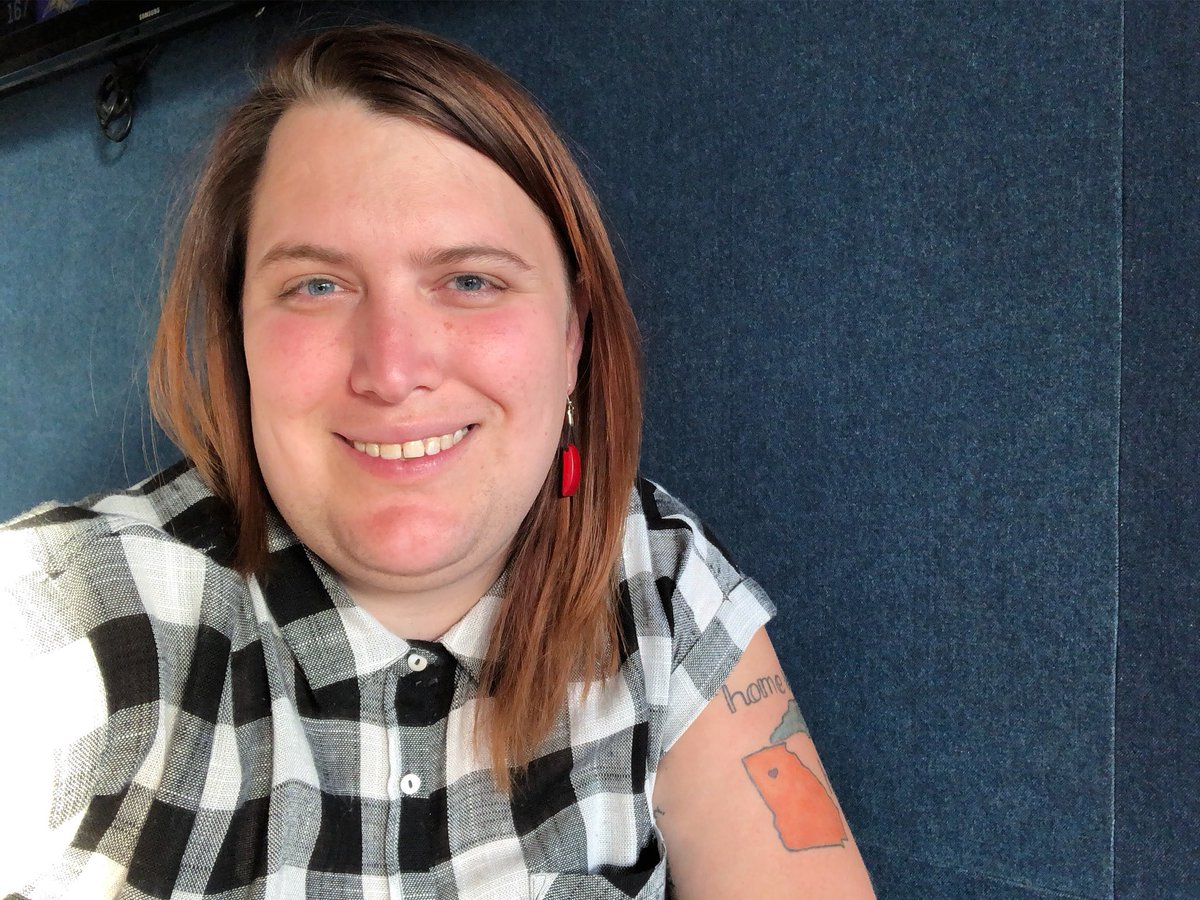 stlouis_j's tweet photo. still a visible dyke after #lesbianvisibilityday.

#homesweethomo #queerNC #queersouth #queerANDtrans https://t.co/TUKysCRCmv