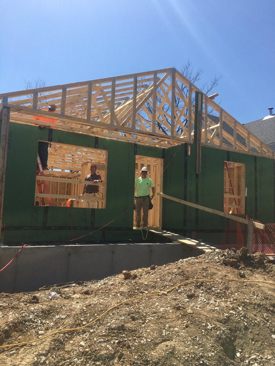icecapett's tweet image. Beautiful day for a Habitat for Humanity Build  #Local945