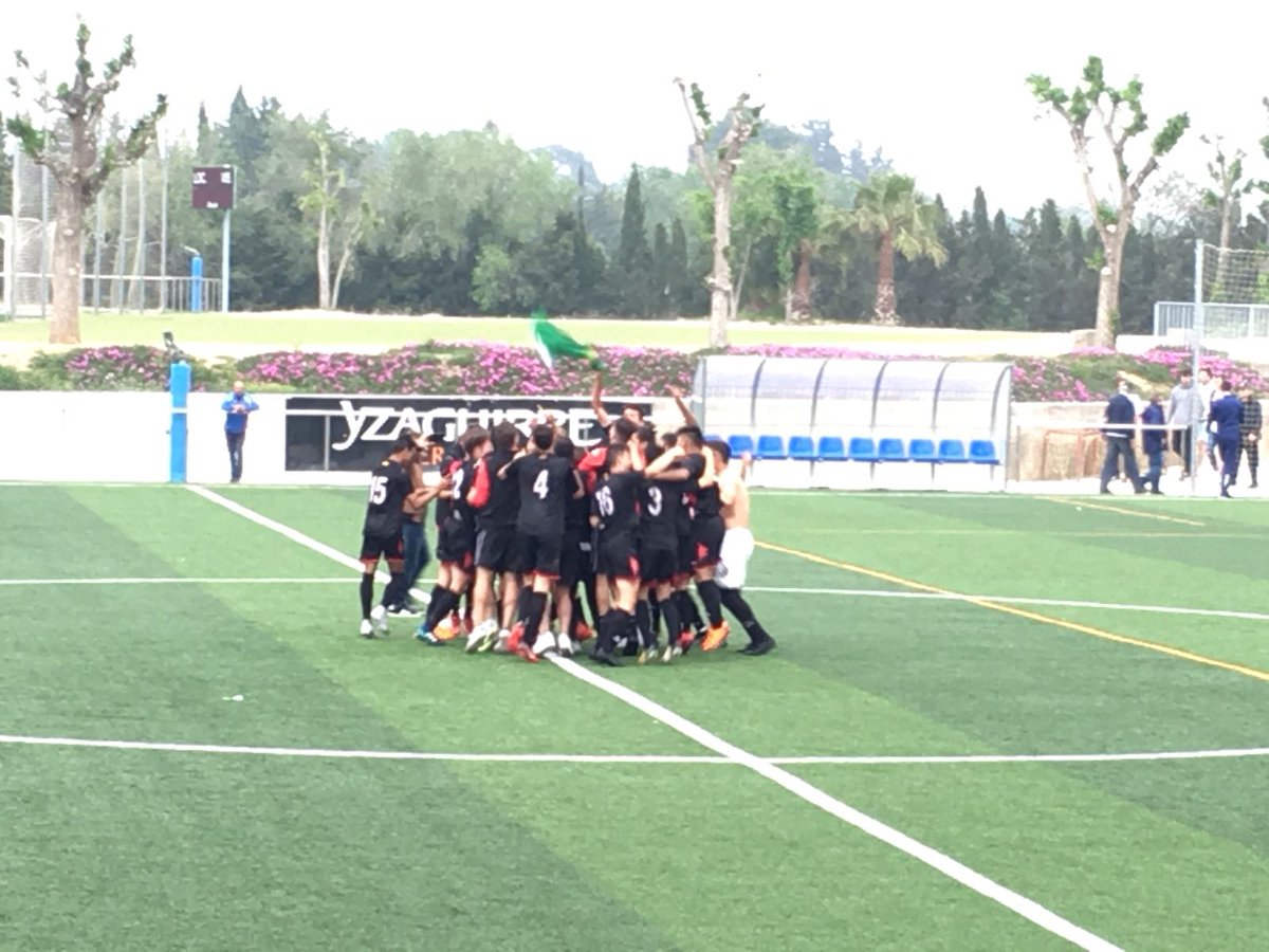 JaviRobles17's tweet photo. Este grupo HUMANO forma un EQUIPO espectacular, muy orgulloso de todos y cada uno de ellos. Son de Division de Honor!!! https://t.co/7nFnODsxjU
