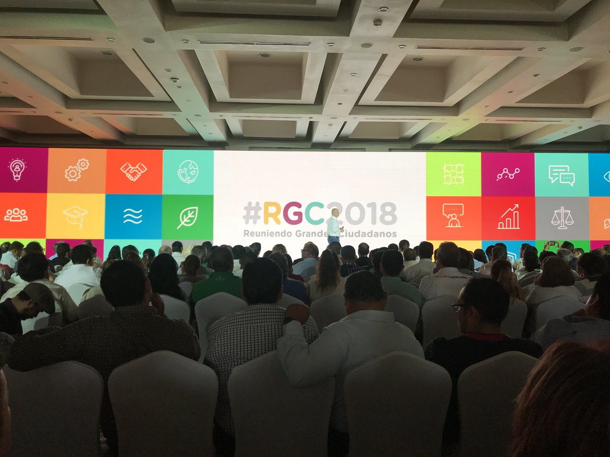Matias_QM's tweet photo. “La educación es la única manera de construir una sociedad más justa y desarrollada” @rodrigogayossoc  #RGC2018 #BecaSalario #PRDMásFuerteQueNunca #PartidoQueCumple https://t.co/8IvHE1BL6v