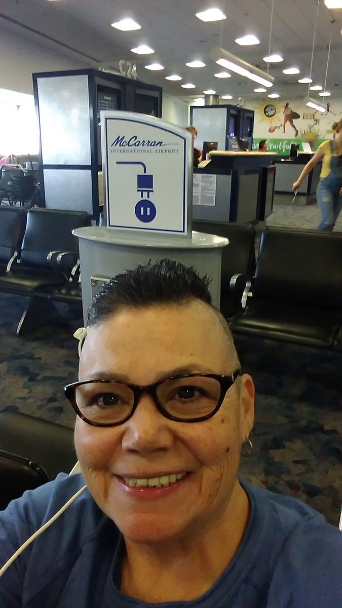 Malou45670130's tweet photo. #NYagain #viajeinolvidable #Mishermanasyyo https://t.co/ML6FpDNkNm