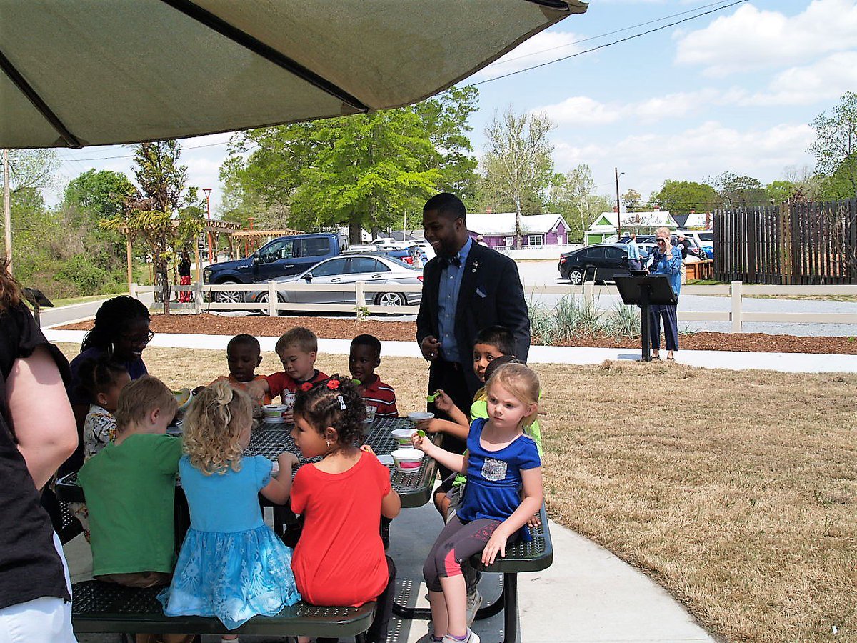 Former Mayor Don Hardy 🫡 tweet media