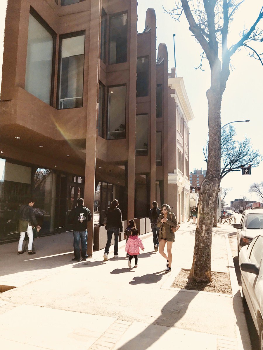 MikePagtakhan's tweet photo. Hundreds of Winnipeggers & proud. NorthEnders came out to celebrate GrandOpening of new #MerchantsCorner this morning! A remarkable #Intergenerational #community space! @NECRCTLC @AYOmovement #WinnipegProud #NorthEndRising https://t.co/0cYnr3625h