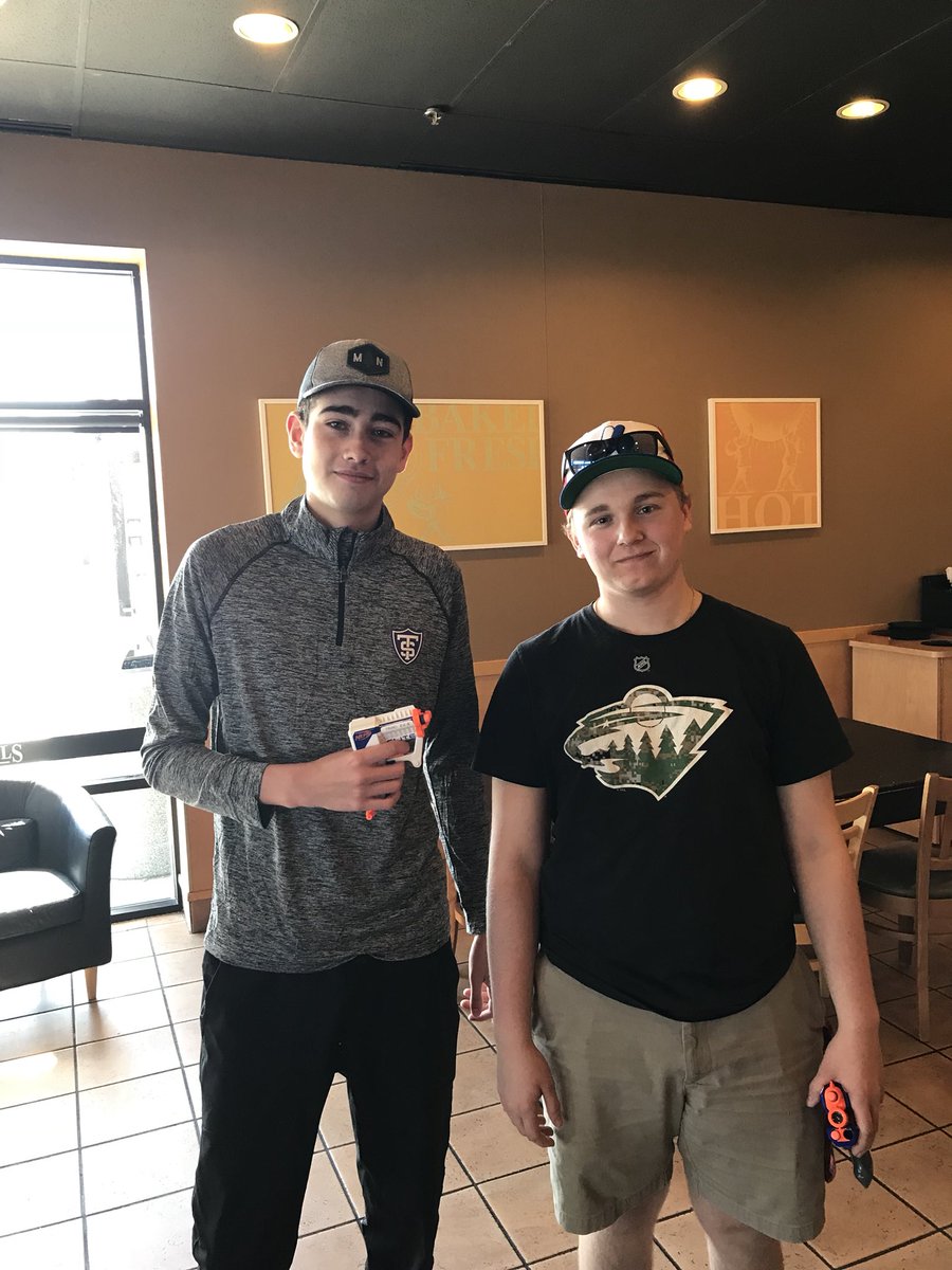 HighOnDartsNerf's tweet photo. Gunnar Borges with the kill on Issac Anderson on Thot patrol trying to get the grub not the dub. @StillyNerf https://t.co/0Brx3mVwmY