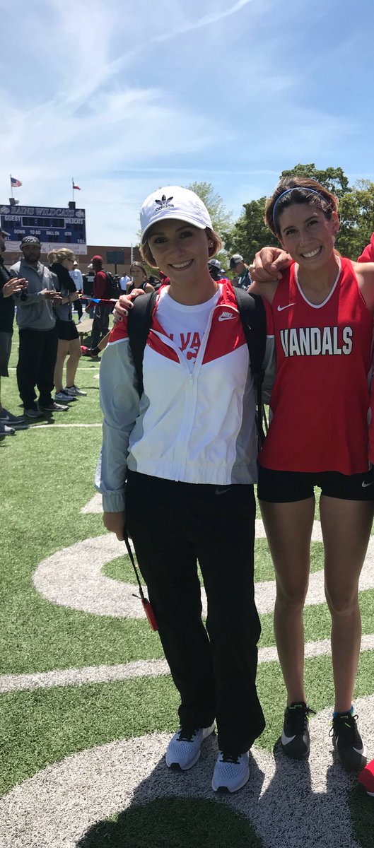 Vandal_Track's tweet photo. Congrats @plorose_ on a good Hs career! Lots of gold medals won over the past 3 season. https://t.co/7pctu6QhMI