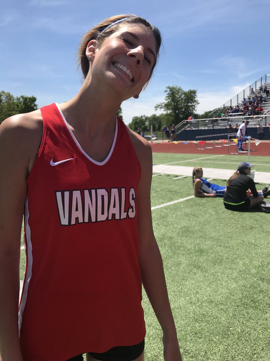 Vandal_Track's tweet photo. Congrats @plorose_ on a good Hs career! Lots of gold medals won over the past 3 season. https://t.co/7pctu6QhMI